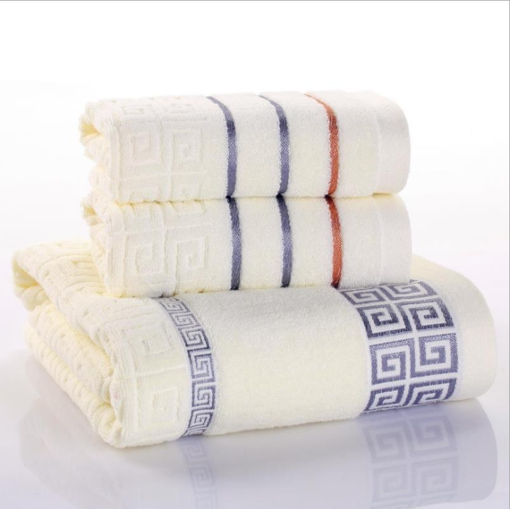 Three-piece cotton towel set - MAXXLIFE ONLINE STORE